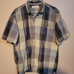 Tommy Bahama Large Button Up